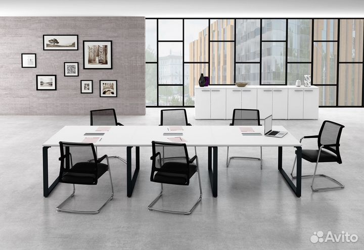 Стол для переговоров