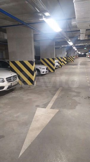 Машиноместо