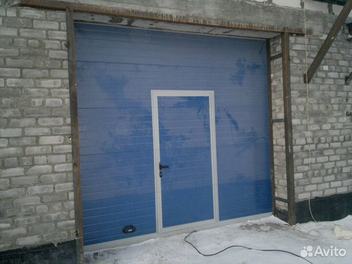 Подъемно-секционные ворота