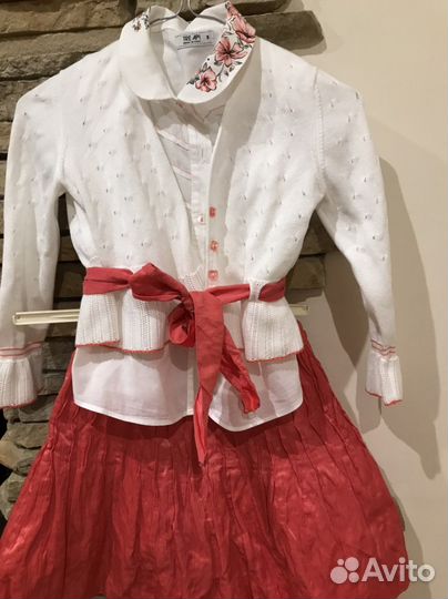 Комплект для девочки из трех вещей на 7-8 лет