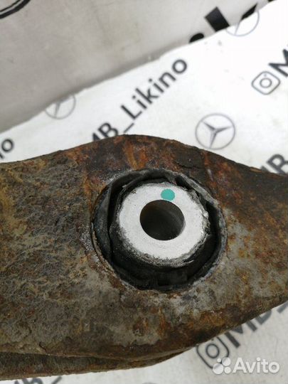 Рычаг подвески нижний передний правый Mercedes Ml