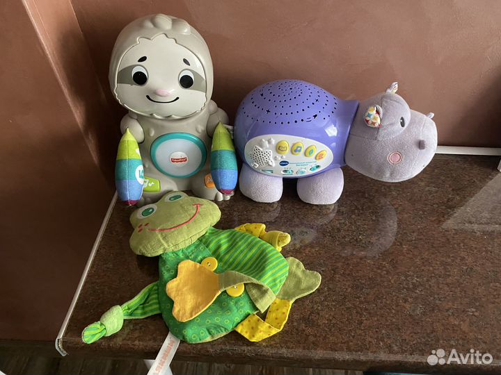 Детские развивающие игрушки на батарейках