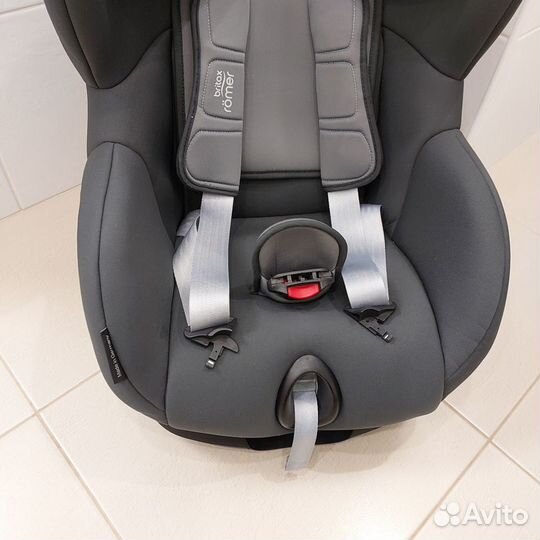 Автокресло britax romer trifix 2 i size grey