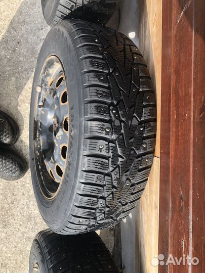 Nokian Tyres Hakkapeliitta 7 185/65 R15 92T