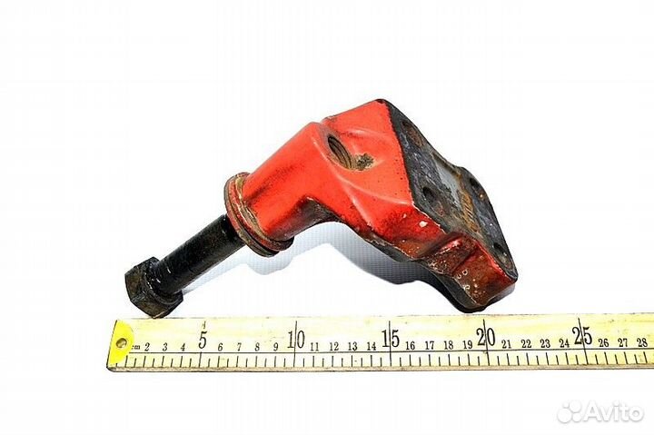 Кронштейн амортизатора вспомогательного моста, вер