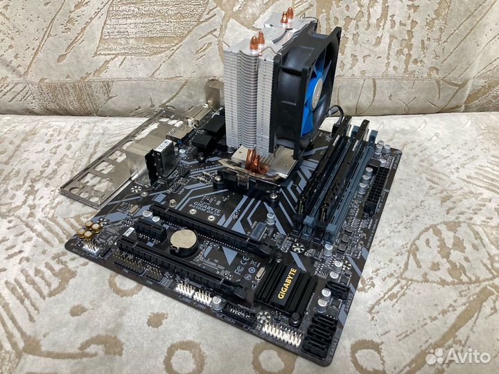 Комплект AM4 Gigabyte B450M DS3H/R5 2600/Кулер