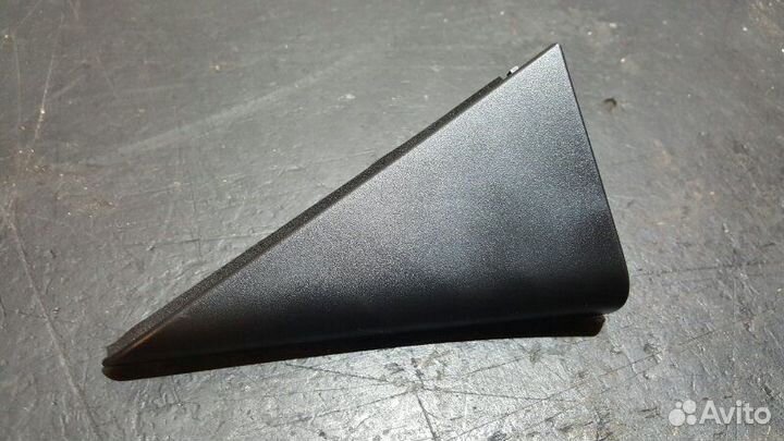 Накладка двери задняя правая Subaru Impreza Wrx