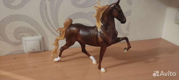 Breyer Mark of charm