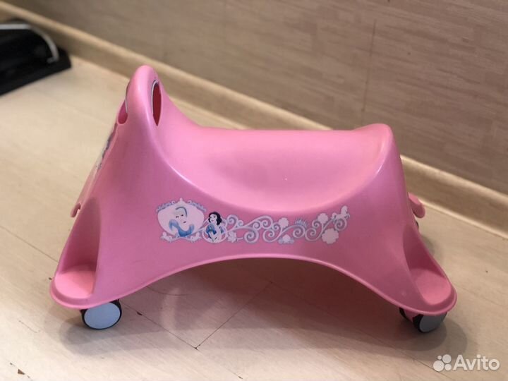 Детская машинка каталка