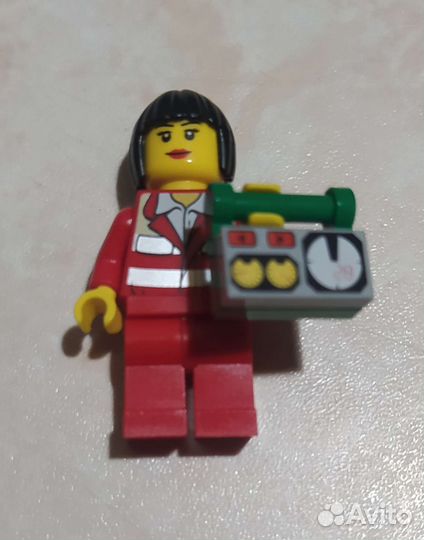 Минифигурка Лего Оригинал Скорая помощь