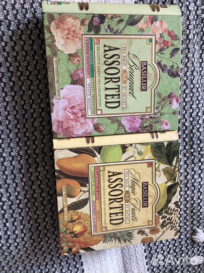 Жестяная коробка 2 штуки, basilur