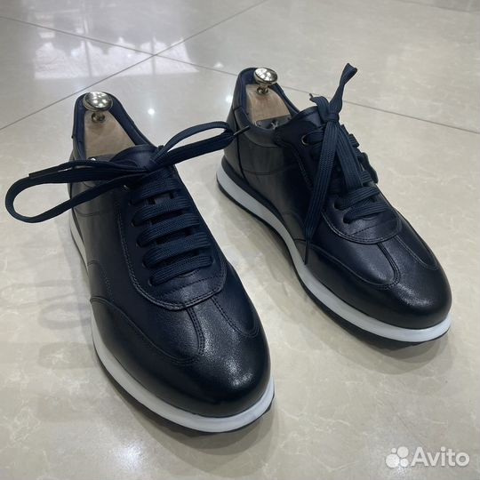 Кроссовки мужские