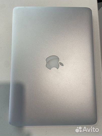 Apple MacBook Pro 13 Retina A1502 256gb