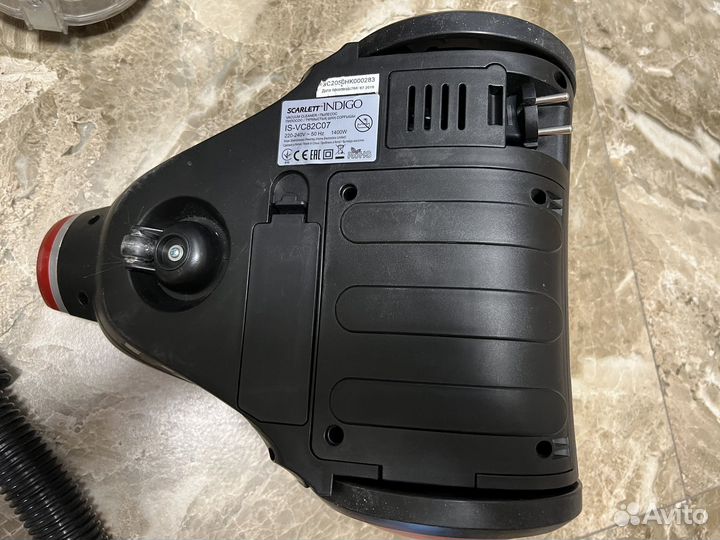 Пылесос Scarlett Indigo 1400W