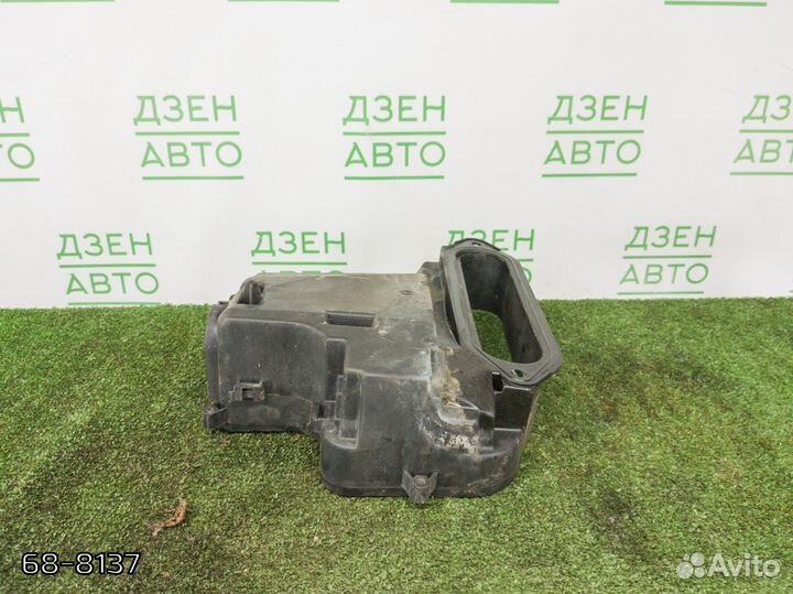 Корпус блока управления двс Audi A6 C5 седан