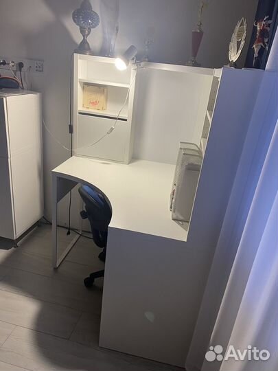 Письменный стол IKEA