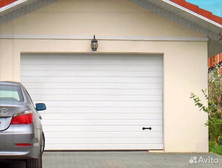 Секционные ворота с монтажом