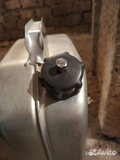 Канистра для бензина 20л