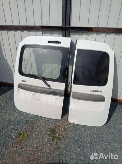 Двери багажника на LADA largus