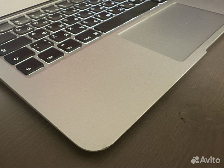 MacBook Air 11 (2011), 256 гб, Core i5