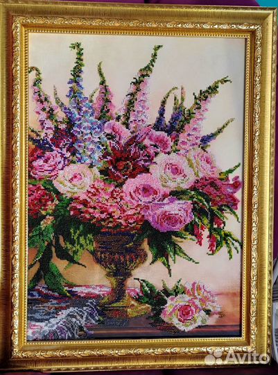Картина вышитая бисером 