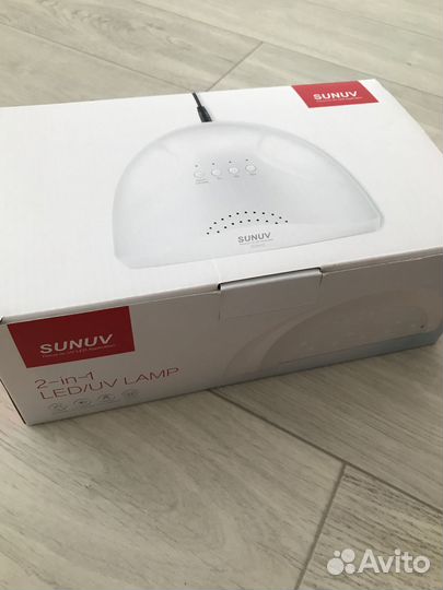 Лампа для ногтей sunuv