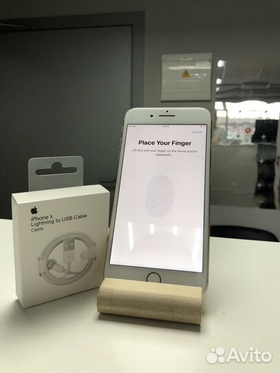 iPhone 8 plus 64gb