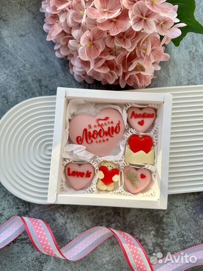 Шоколадный подарок для любимой/День влюбленных