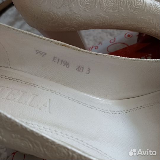 Туфли женские