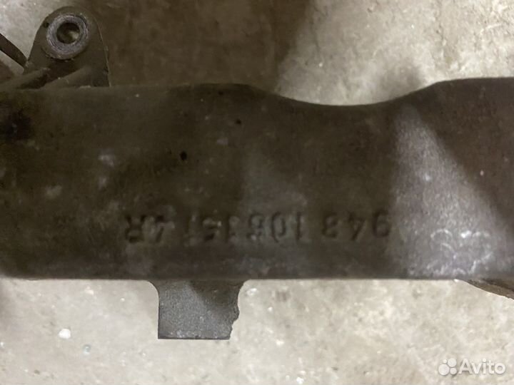 Фланец системы охлаждения двигателя