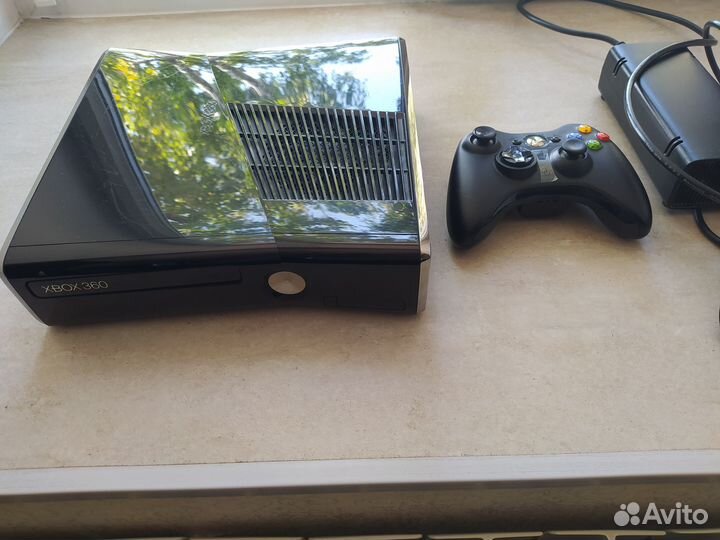 Игровая приставка xbox 360 прошитая