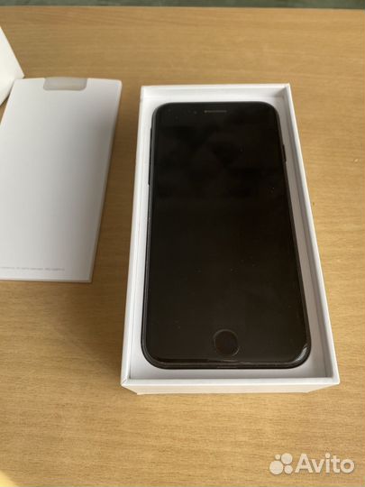 Телефон iPhone 7 128gb