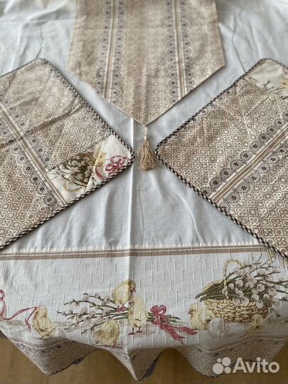 Пасхальный набор (скатерть, дорожка, плейсматы)