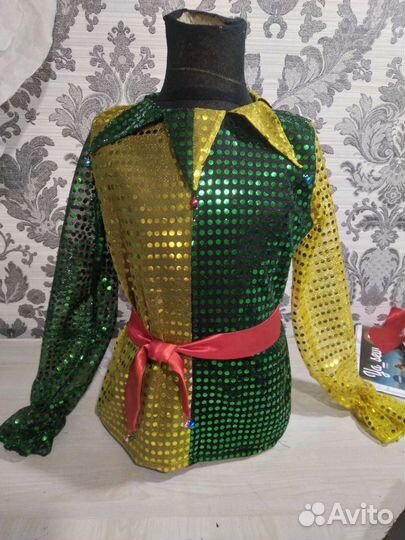 Новогодний костюм для мальчика. Петрушка