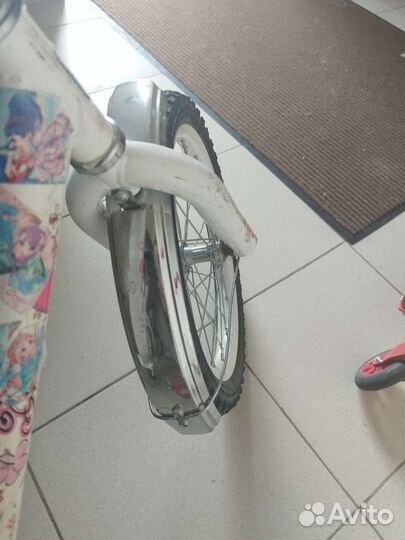Велосипед для девочки 16 дюймов