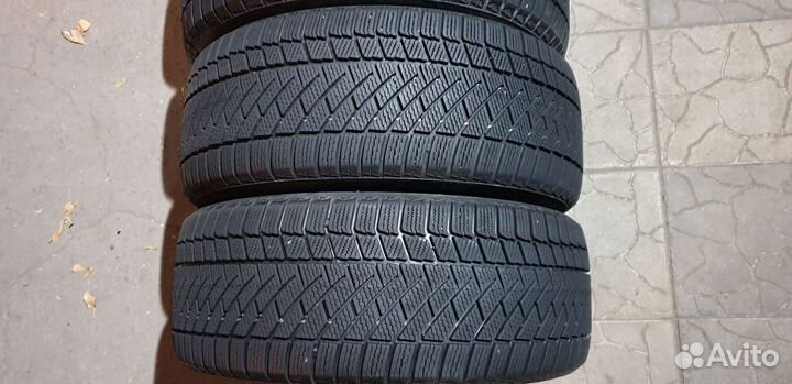 Continental ContiVikingContact 6 225/45 R17 94T