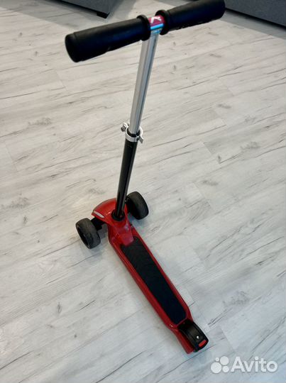 Самокат Y-Scoo