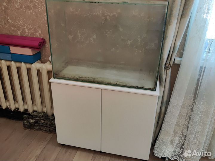 Аквариум с тумбой бу