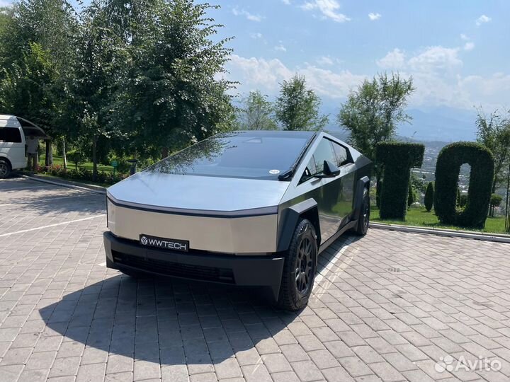 Tesla Cybertruck AT, 2024, 120 км