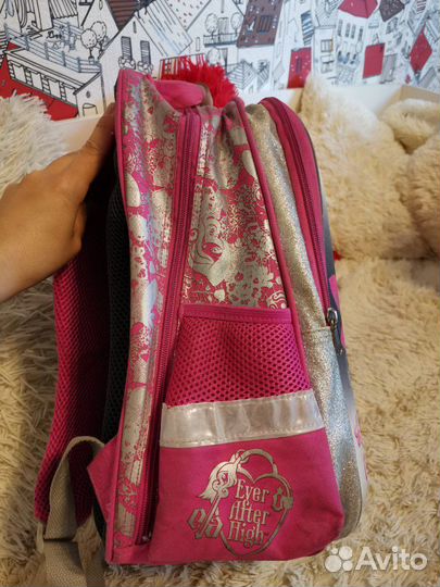 Школьный рюкзак