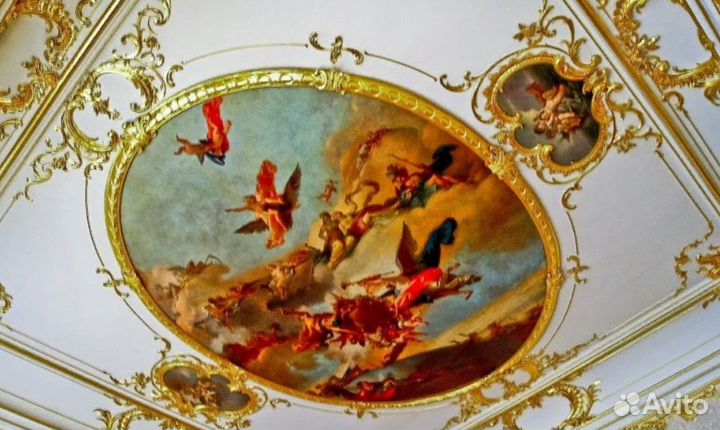 Картины на стенах, роспись стен