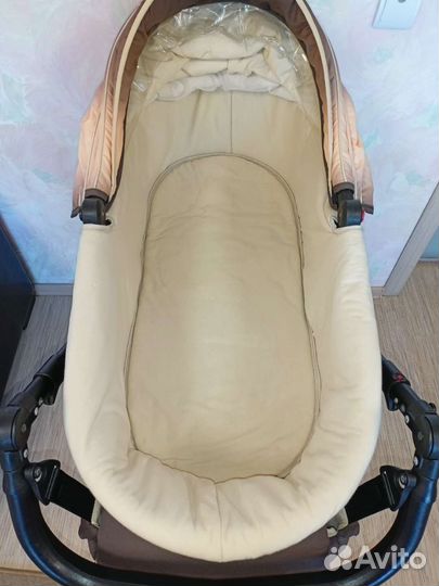 Коляска Tutis Zippy Pia 3в1