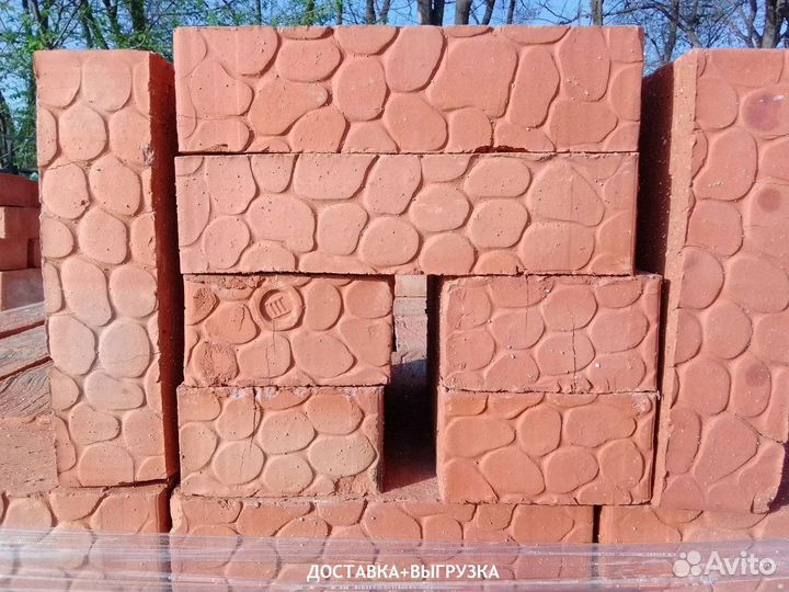 Кирпич красный