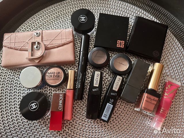 Люксовая косметика мало б/у