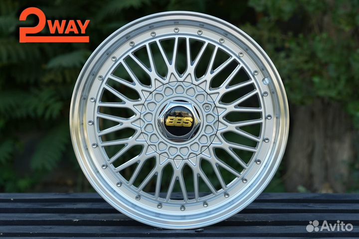 R17 BBS RS Style 7.5J ET38 4*100/114.3 (FL92)