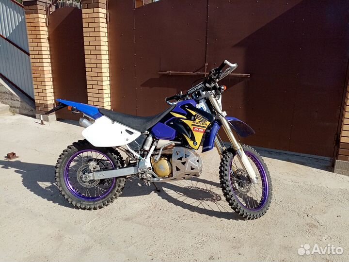 Honda CRM250AR