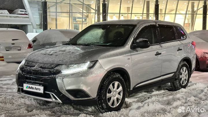 Mitsubishi Outlander 2.0 CVT, 2019, 153 000 км