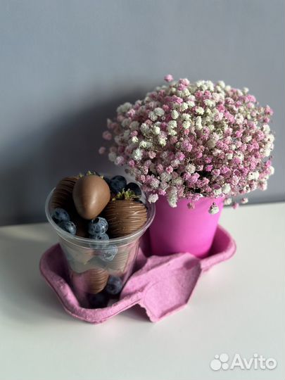 Клубника в шоколаде + гипсофила