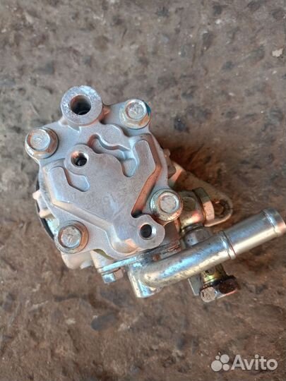 Насос гур Nissan Cefiro A33, Maxima VQ20