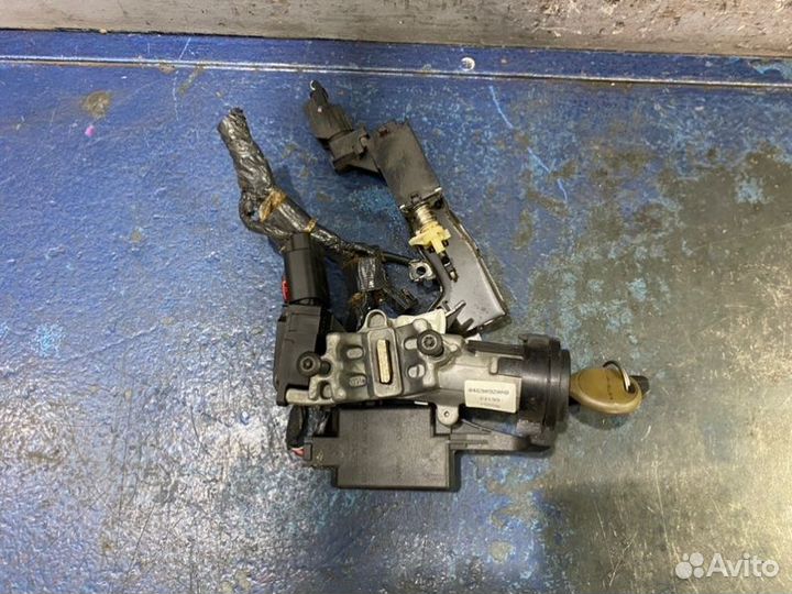 Замок зажигания Chrysler Voyager 4